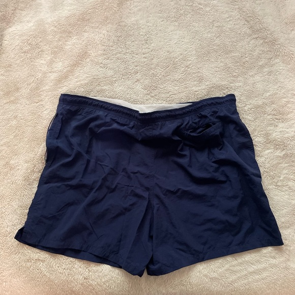 Vintage Nike Shorts - Picture 2 of 6